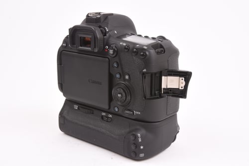 thumbnail-2 for Canon EOS 6D II w/Grip
