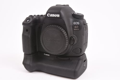 Canon EOS 6D II w/Grip