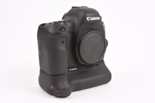 thumbnail-1 for Canon EOS 6D II w/Grip