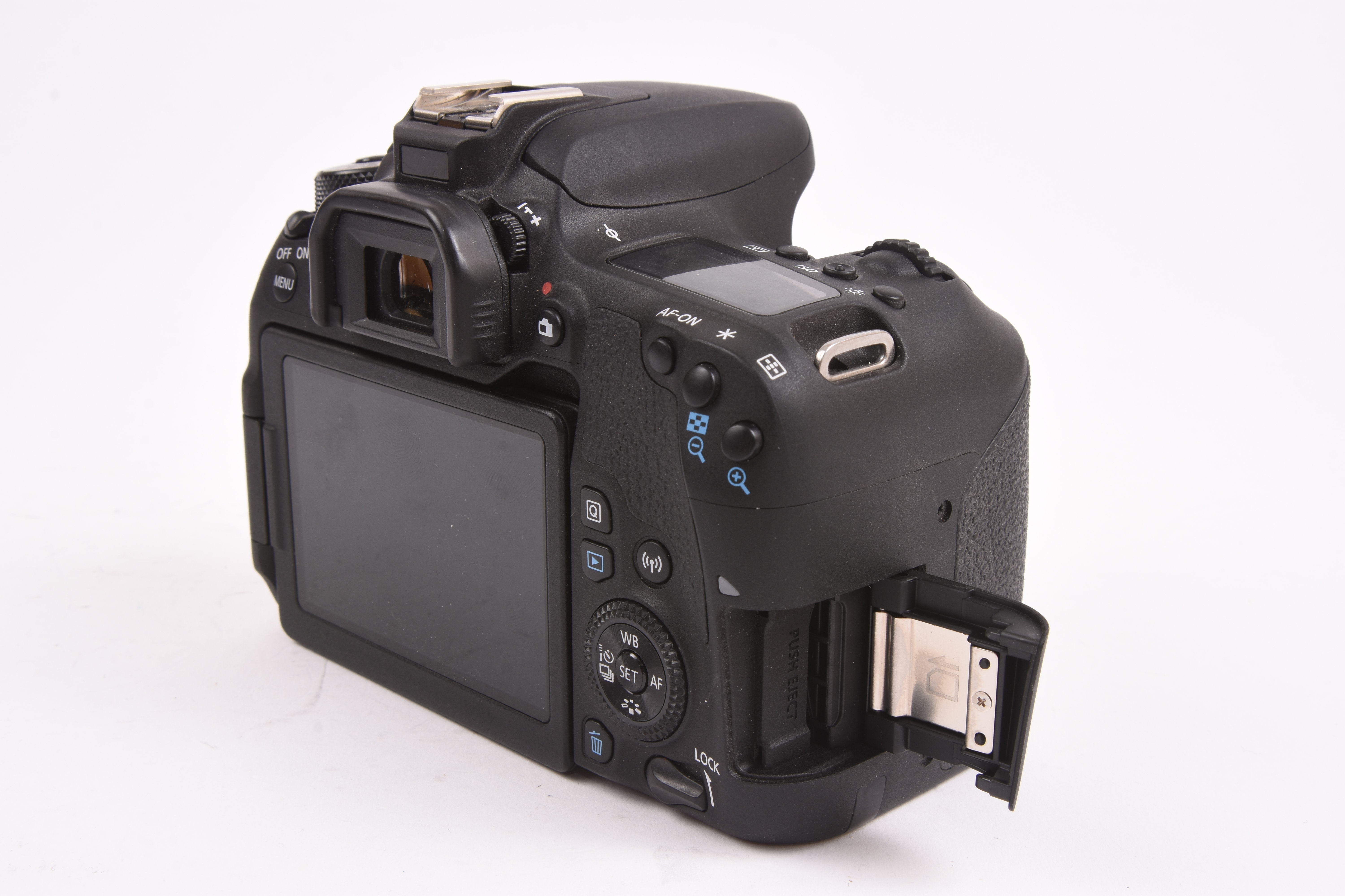 Canon EOS 77D — image 3