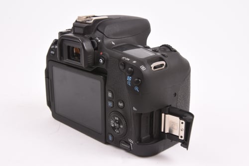 thumbnail-2 for Canon EOS 77D Body