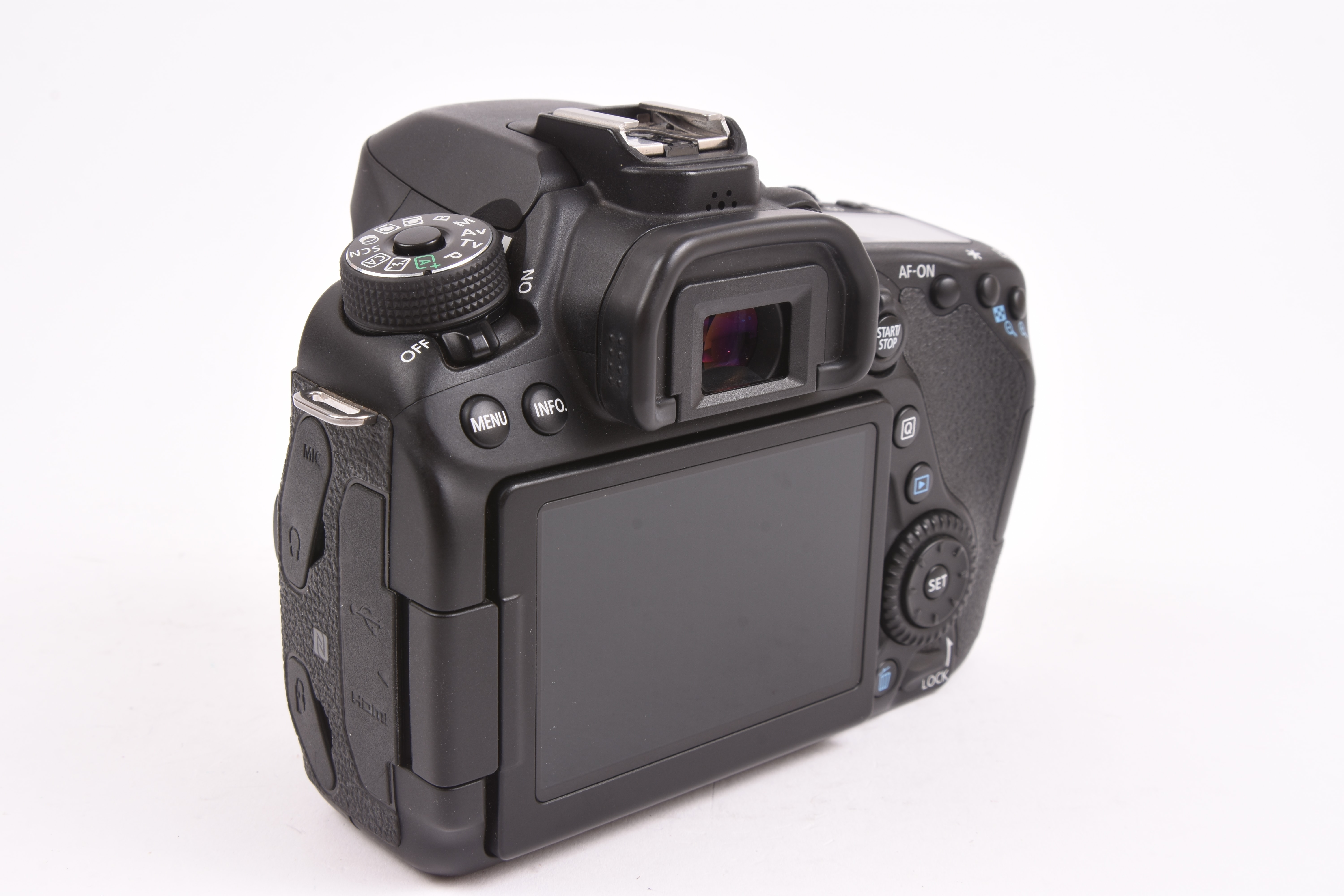 Canon EOS 80D — image 4
