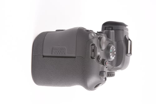 thumbnail-2 for Canon EOS R6 Body