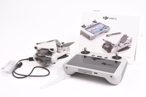 DJI Mini 3 Camera Drone w/Controller #5YHC2