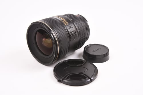 Nikon AFS 17-35mm f/2.8 D DUST