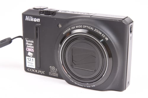 Nikon Coolpix S9100 12.1MP Compact Point and Shoot Camera