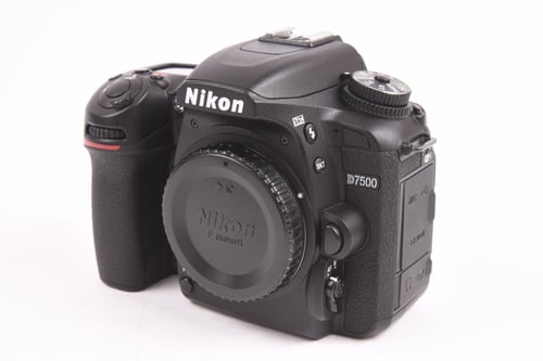 Nikon D7500 Body