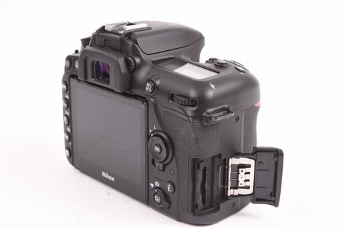 thumbnail-2 for Nikon D7500 Body