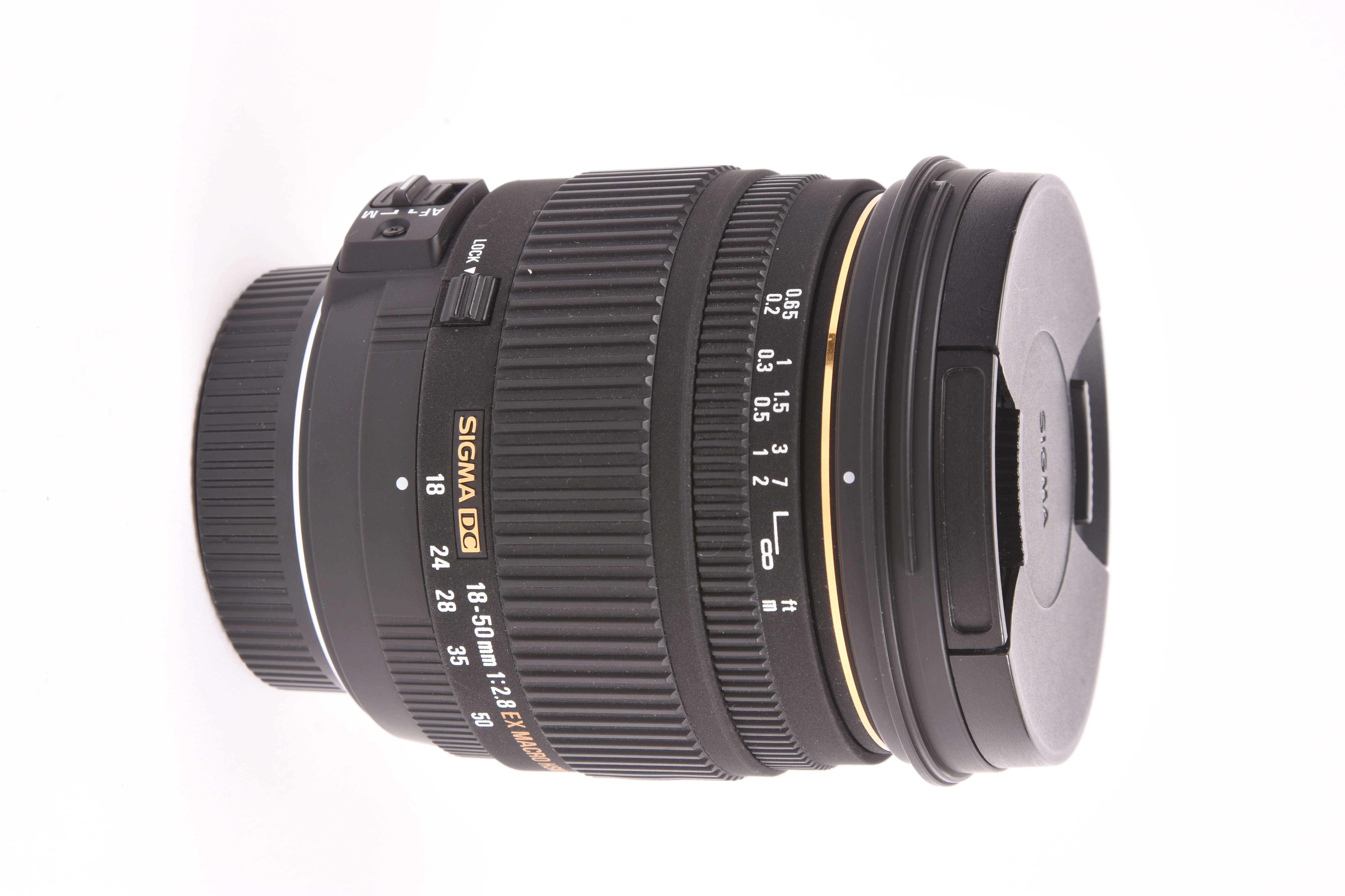Sigma 18-50mm f/2.8 HSM Macro — image 2