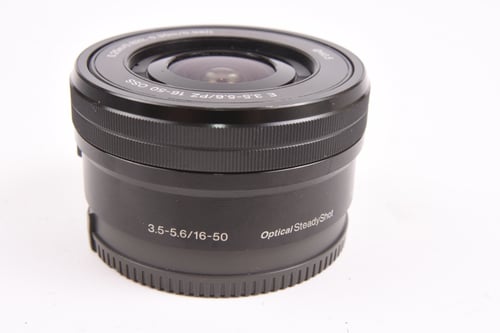 View Sony E 16-50mm PZ OSS Sony E 16-50mm PZ OSS