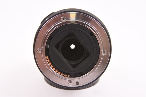 thumbnail-7 for Sony E 18-135mm f/3.5-5.6 OSS