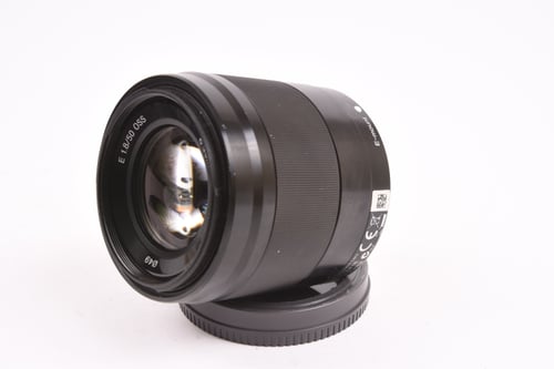 thumbnail-5 for Sony E 50mm f/1.8 OSS