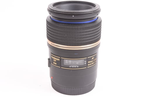 View Tamron 90mm f/2.8 Macro SP DI (272E) For Canon EF Tamron 90mm f/2.8 Macro SP DI (272E) For Canon EF