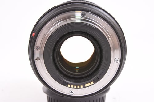 thumbnail-7 for Canon EF 24-70mm f/2.8 L II