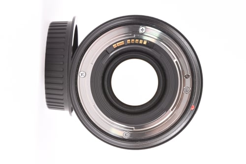 thumbnail-7 for Canon EF 24-70mm f/2.8 L II