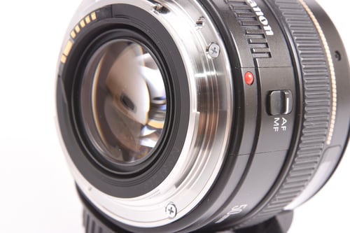 thumbnail-6 for Canon EF 50mm f/1.4
