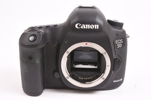 thumbnail-4 for Canon EOS 5D III Body w/Grip