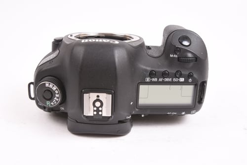 thumbnail-6 for Canon EOS 5D III Body w/Grip