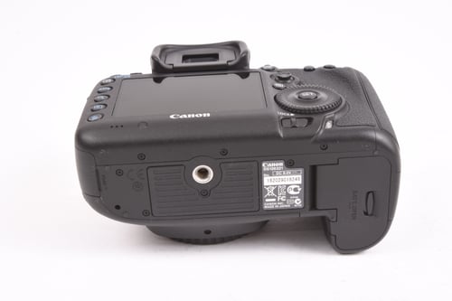 thumbnail-8 for Canon EOS 5D III Body