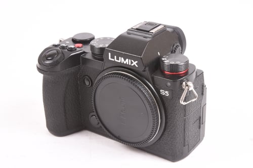 Panasonic Lumix S5 Body LINE IN REAR LCD/ SCRATCHED VF
