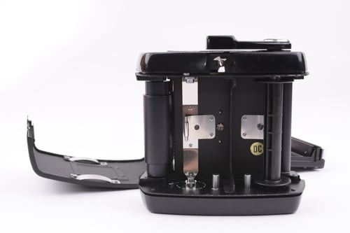 thumbnail-10 for Mamiya RB67 w/WLF & 120 Back #82113