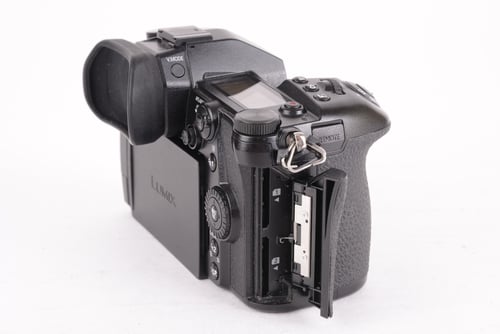 thumbnail-2 for Panasonic G9 Body SC:16k #06669