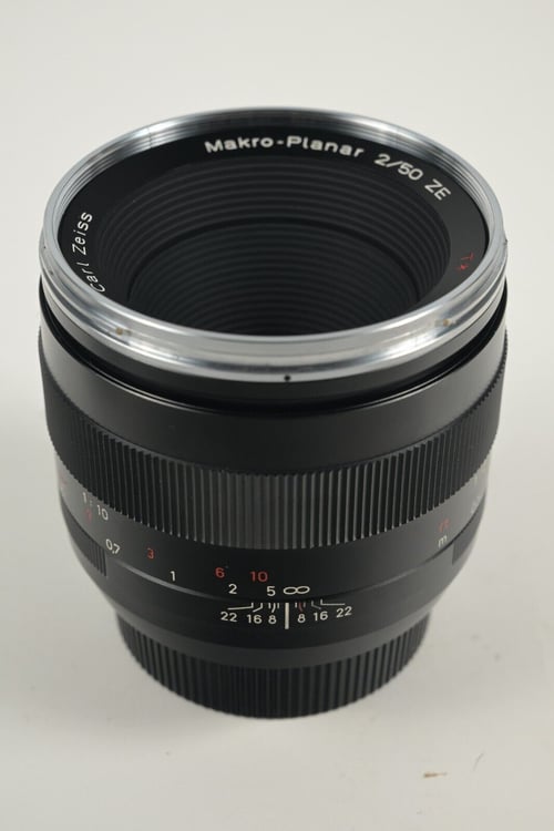 View Zeiss 50mm f/2 Makro-Planar ZE for Canon EF #89451 Zeiss 50mm f/2 Makro-Planar ZE for Canon EF #89451