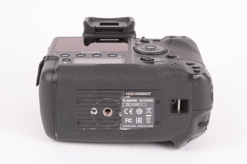 thumbnail-8 for Canon EOS 1DX II Body SC:304K O4 M5 C4 #00037