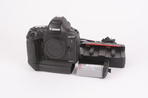 thumbnail-10 for Canon EOS 1DX II Body SC:304K O4 M5 C4 #00037